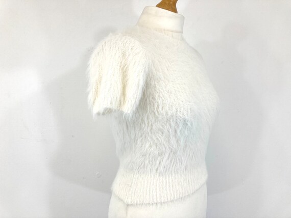 Cropped Sweater / Zara / White / Fluffy / Pullove… - image 8
