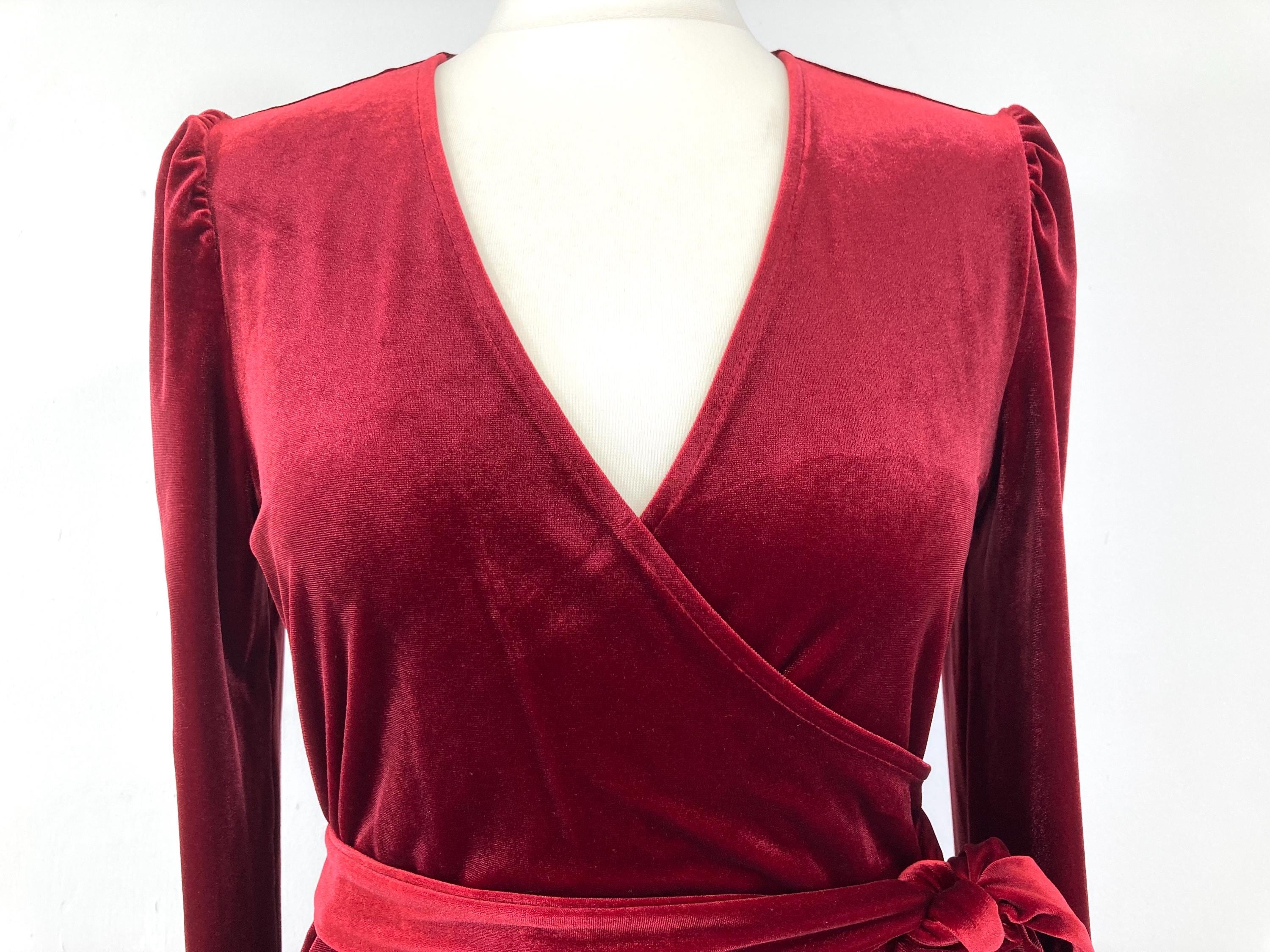 marks and spencer red velvet dress Marks & Spencer SPARKLY VELVET - Cocktail dress / Party dress - red