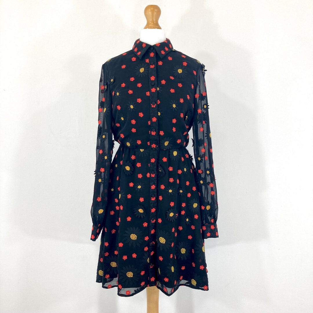 Embroidered Flower Dress / Alice + Olivia / Black / Flowers / Floral / Shirt Dress / Sheer / Modern Vintage / Size 6