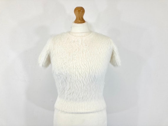 Cropped Sweater / Zara / White / Fluffy / Pullove… - image 1