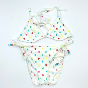 Heart Print Bikini / TopShop / White / Hearts / Multicoloured/ Tie Side / Swimsuit / Modern Vintage / Size 8