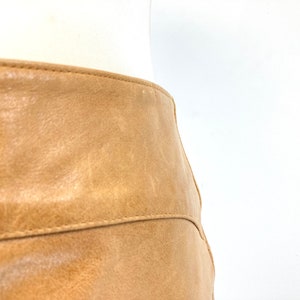 Minijupe en cuir véritable / Gap / Fauve / Marron / Vintage moderne / Taille US 4 image 4