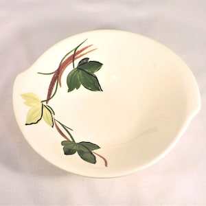 MCM Southern Pottery USA Bowl Hand Painted Blue Ridge Green Ivy Leaf Tabbed Sides 7&quot; Across Vintage  Dinnerware Kitchen Decor