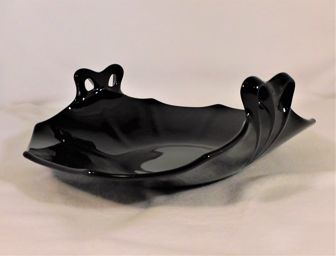 Fostoria Ebony Glass Bonbon Candy Dish Fairfax Pattern Elegant Black