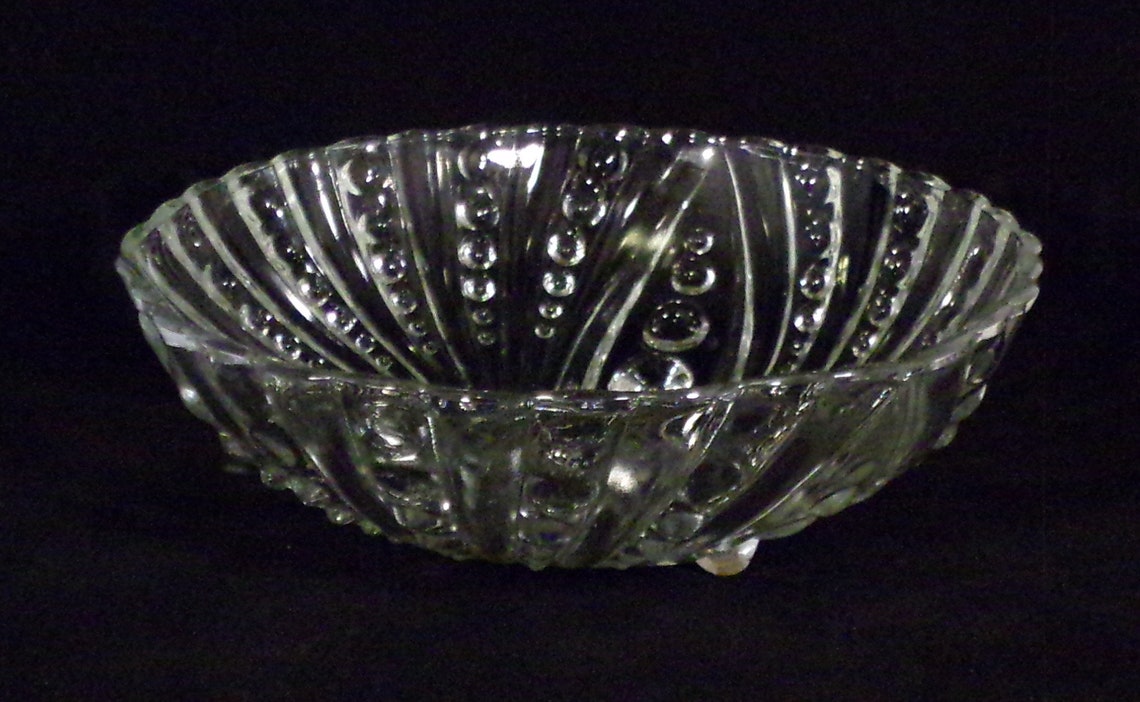 Anchor Hocking Oyster & Pearl Bowl Clear Glass 3 Footed Etsy