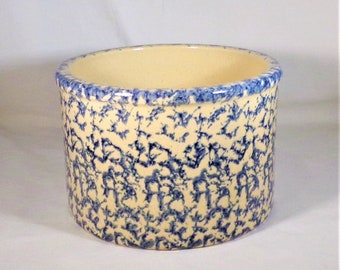 Roseville Robinson Ransbottom 1 Qt Spongeware Crock Blue Sponged Pattern & White Background 4.5" Tall 6.5"Across Vintage 80s Pottery