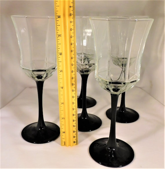Wine Glass Set of 5 Elegant Heavy Crystal Clear Glass 7.75
