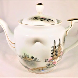 Kutani Japan Teapot & Lid Porcelain Mountain Scene Sides Gold Accents Trim Pink Black 6&quot; Tall Vintage Tableware Party Kitchen Decor