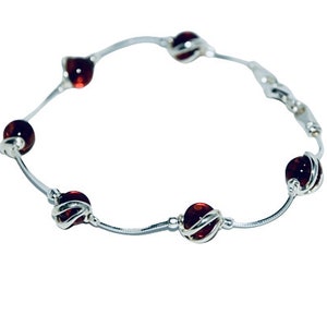 Delicate bracelet with amber,Silver bracelet with amber,Gift for her,Genuine Baltic amber,Amber jewellery.