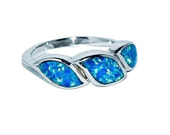 Blue opal ring,Silver ring with blue opal,Gift for her,Opal jewellery,October birthstone,Everyday opal ring,Opal jewellery.