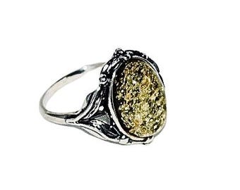 Natürlicher Bernsteinring, grüner Bernsteinring, Bernsteinring aus Bernstein, Geschenk für sie, Bernsteinschmuck, Echter baltischer Bernstein, Silberring mit Bernstein.