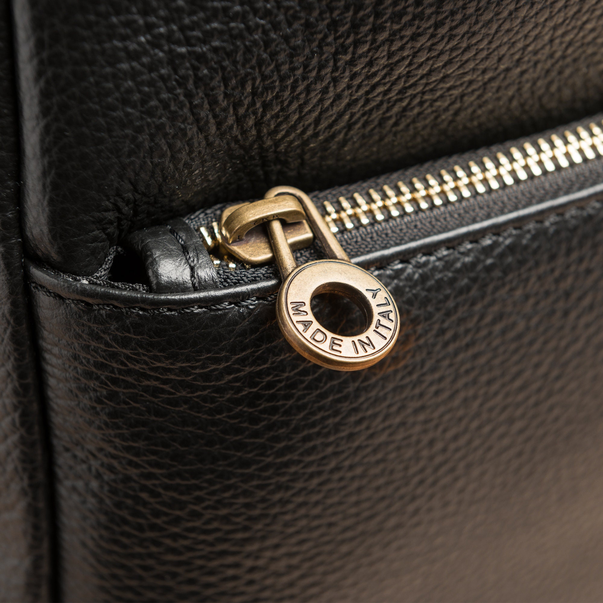 Limited stock Sling Bag unisex Chanel VIP Gift Travel GYm Bag