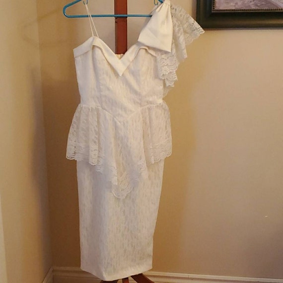 Vintage 80s White Lace Party Dress