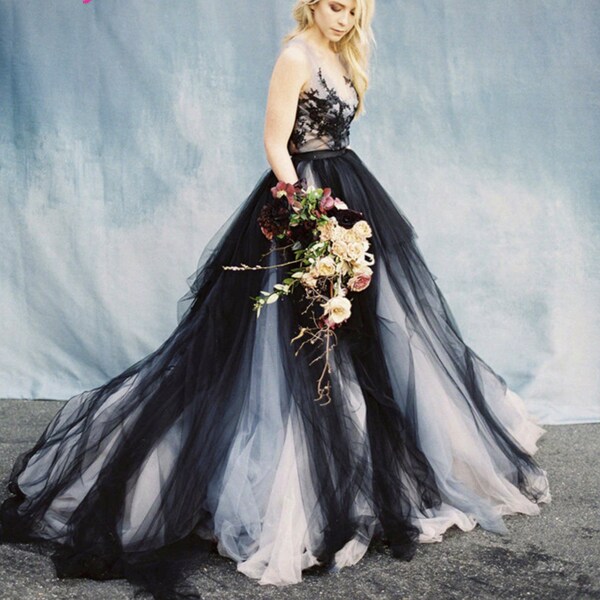 Black Sleeveless Wedding Dresses: Elegant Minimalist Bridal Elegance