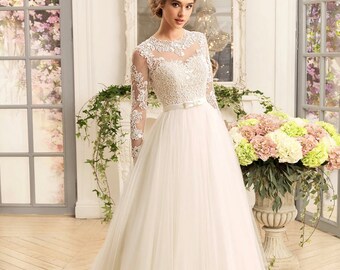 Gorgeous Long Sleeve Wedding Dresses O-Neck Lace A-line Soft Tulle Illusion Bridal Gown Applique Wedding Dress