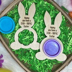 Easter Bunny Dough Holder // Easter Basket Stuffer // Regalo di Pasqua