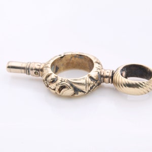 Antique Victorian 15ct Gold Decorative Floral Watch Key