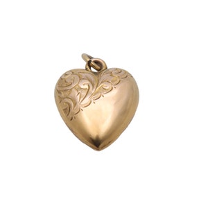 Colgante de corazón hinchado de oro antiguo de 9 quilates