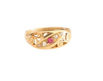 Antique 18ct Gold Diamond and Ruby Decorative Ring
