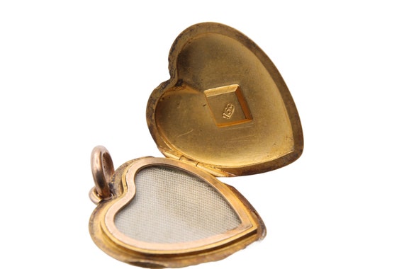Antique Victorian 15ct Gold Pearl Heart Locket - image 8