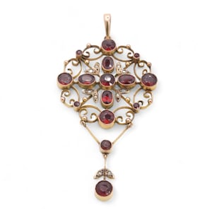 Antique Edwardian 9ct Gold Garnet & Pearl Pendant
