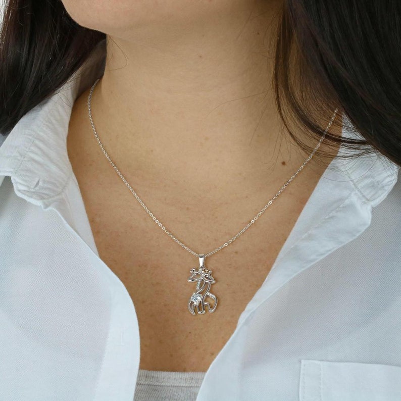 Niece Necklace Niece Christmas Present Gift for Niece from Aunt To My Niece You Are Braver Than You Believe Giraffe Necklace