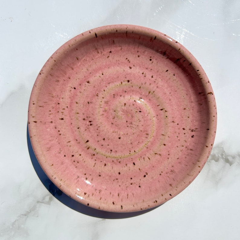 Handmade Ceramic Pedestal Pet Bowl: Whisker-Friendly, Non-Tip Pink