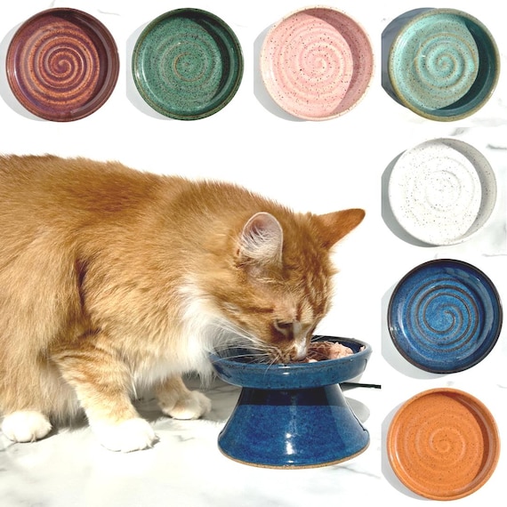 Handmade Ceramic Pedestal Pet Bowl: Whisker-Friendly, Non-Tip