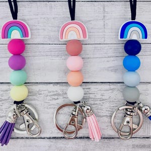 Badge d'identification arc-en-ciel et lanière pour clés | Porte-clés en perles | Adultes et enfants | Perles en silicone | Lanière pour professeur | Porte-cartes d'identité | Cadeau lanière d'infirmière