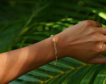 Minimalist everyday paperclip bracelet-Dainty 14k gold-Gold Stackable wristlet-Gold modern chain bracelet- Bold link staple chain bracelet