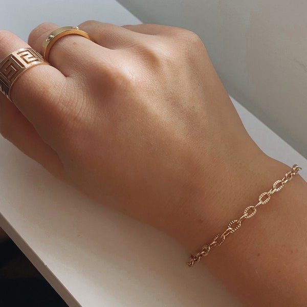 Simple gold everyday bracelet-Minimalist stacking wristlet-Boho Summer Anklet-Dainty gold layering-Delicate wedding/Bridal wristlet-Gift her