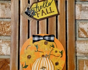 Hello Fall Wall Decor