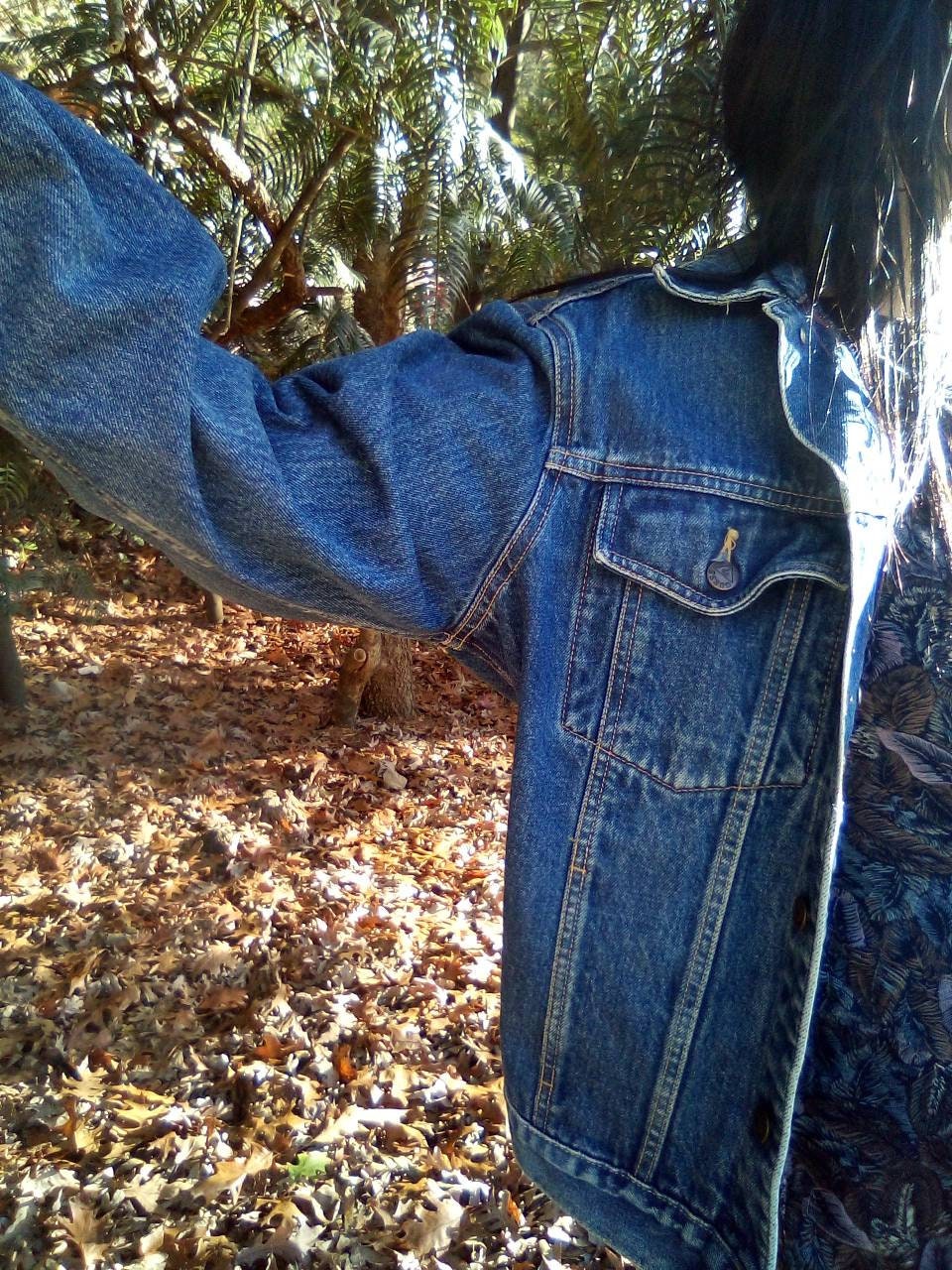 🔥🚨Vintage 90s Guess Large Leather Wool Varsity Indian