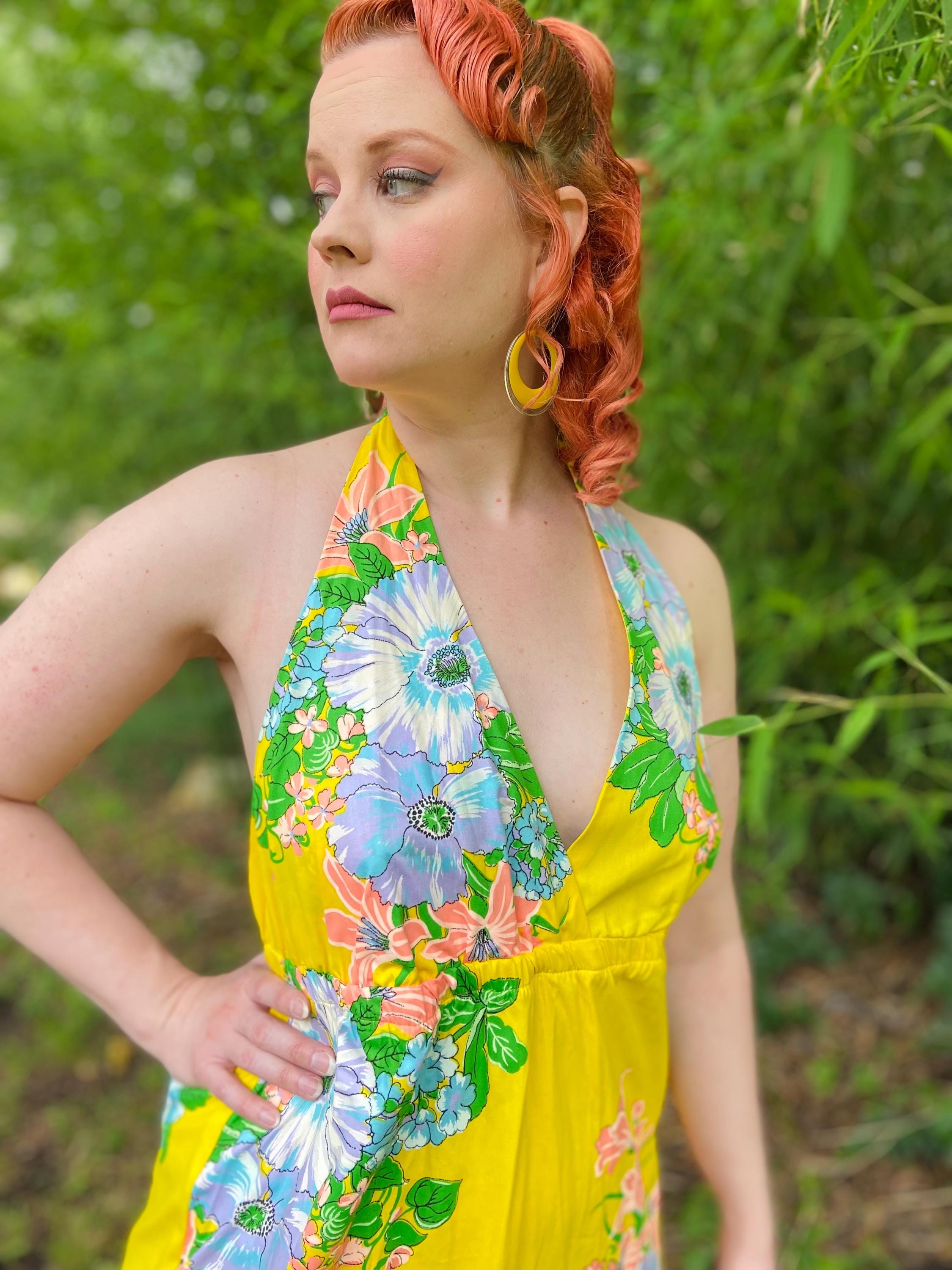 Phuket Dinner Colorful Wave Print Tassel Halter Maxi Dress