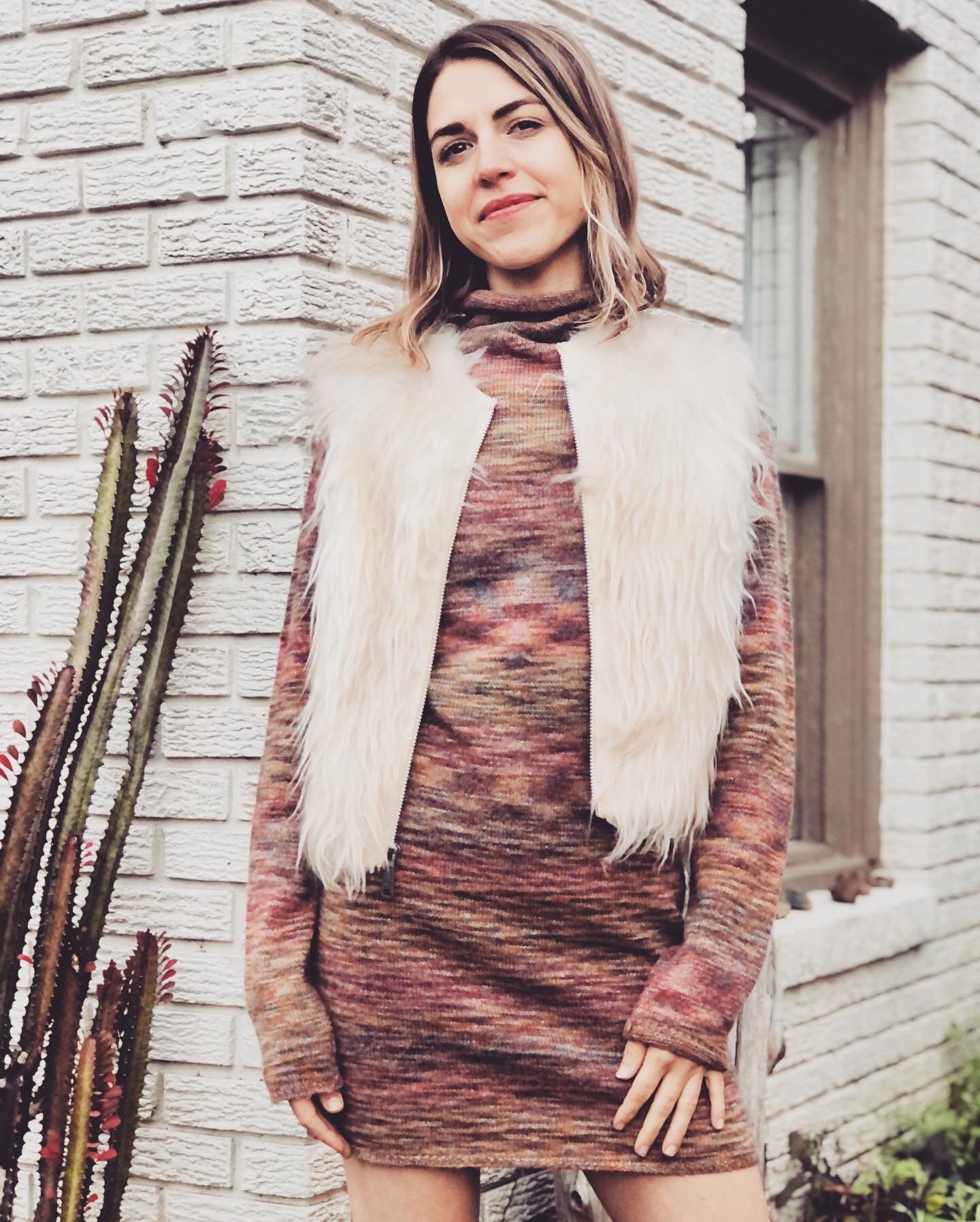 Hippy / Boho Faux Fur 1960s Shag Vest - Etsy display picture 3