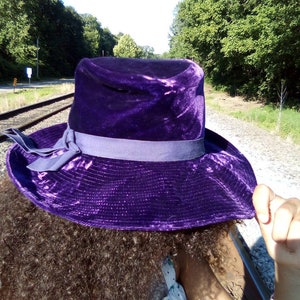 The Paris Boutique Velvet Violet / 1950's/60's Floppy Brim Hat/ Complete with Matching Ribbon Decor image 4