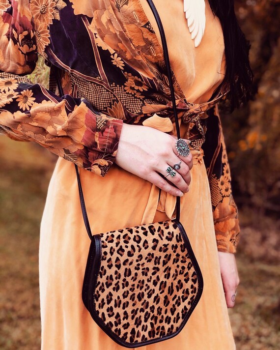 1980s / 1990s Hexagon Leopard Print Cowhide Black… - image 1