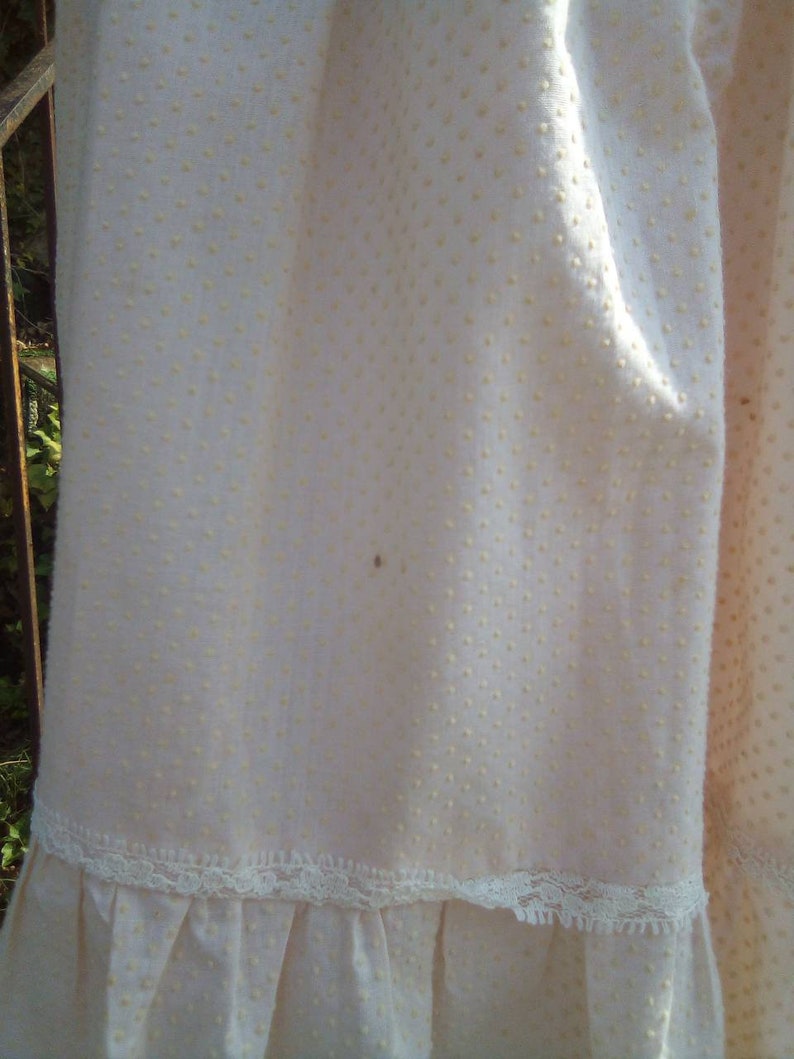 Baby Doll 1980er Kleid/Handgemachtes Vintage Kleid mit Spitzenkragen/Reißverschluss am Rücken Bild 9