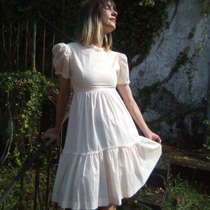 Baby Doll 1980er Kleid/Handgemachtes Vintage Kleid mit Spitzenkragen/Reißverschluss am Rücken Bild 1