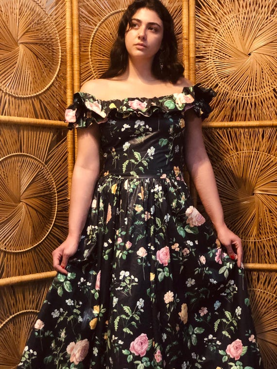 Vintage 1980s Black Floral Garden Party Wax Cotton Full Skirt Tea