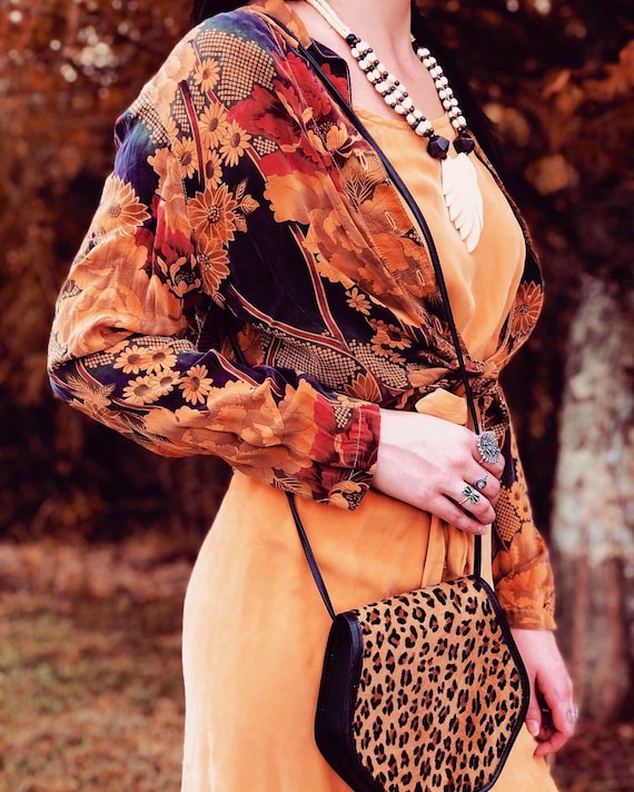 1980s / 1990s Hexagon Leopard Print Cowhide Black… - image 2