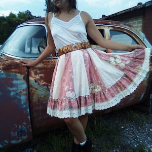 Enchanted Dancer Brand 1980&#39;s Square Dance Skirt/ Gunne Sax Style/ Soft Floral Design on Pink /Elastic Waist/Eyelet Panels and Trim