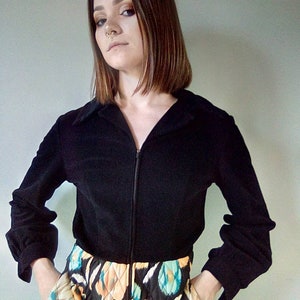 1960's/70's Floral And Soft Felt Dress/Front Zip Down Closure/Side Pockets/Sharp Collar image 2