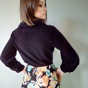 1960's/70's Floral And Soft Felt Dress/Front Zip Down Closure/Side Pockets/Sharp Collar image 4