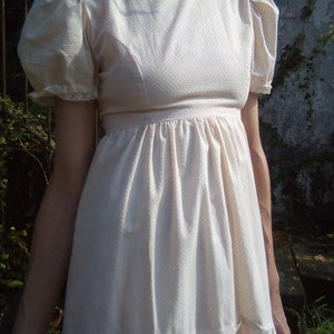 Baby Doll 1980er Kleid/Handgemachtes Vintage Kleid mit Spitzenkragen/Reißverschluss am Rücken Bild 3