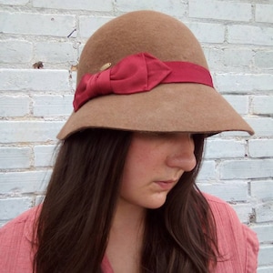 Scala Collezione Brand/Wool Bucket Hat/ 1960&#39;s Style Does 20&#39;s/Burgundy Ribbon Bow Decor