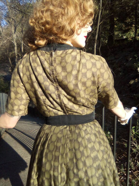 1940's-50's Leslie Fay /Pin Up Dress/Gorgeous Oli… - image 10