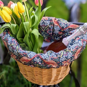 Handmade bicycle basket's bag and seat cover Strawberry Thief pattern William Morris designer feminine woman spring birthday Mother's Day image 4