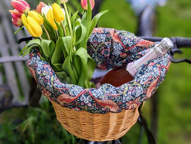 Handmade bicycle basket's bag and seat cover Strawberry Thief pattern William Morris designer feminine woman spring birthday Mother's Day image 4
