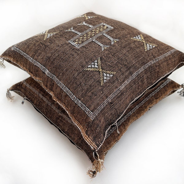 ブラウンサボテンシルク枕カバー 20x20：手織りベルベルクッション
